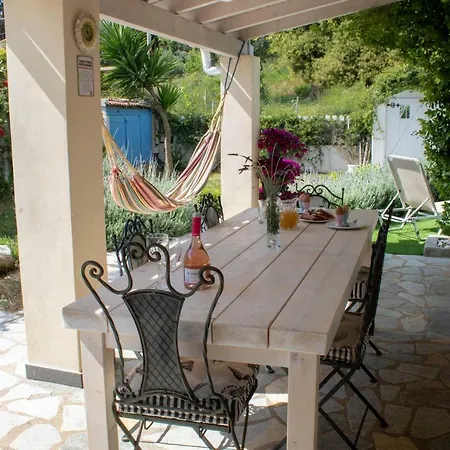 Сasa de vacaciones Secret Dassia (Corfu)